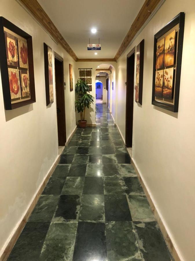 شقق الأول للإيجار الشهري 2* Jeddah
