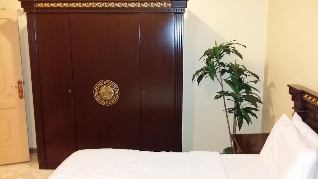 شقق الأول للإيجار الشهري 2* Jeddah
